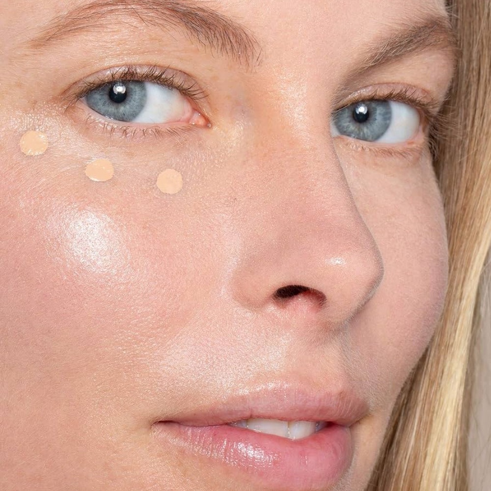 ILIA - True Skin Serum Concealer - Picture 5 of 5